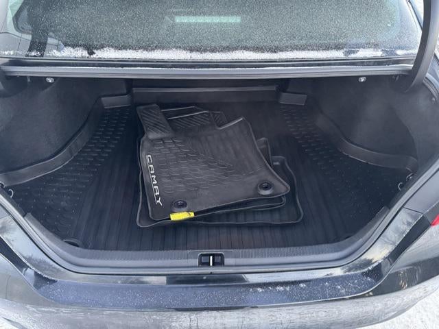 2018 Toyota Camry Hybrid LE FWD