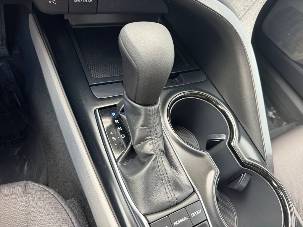 2019 Toyota Camry Hybrid LE FWD
