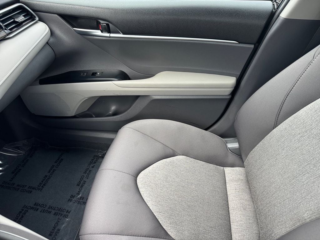 2019 Toyota Camry Hybrid LE FWD
