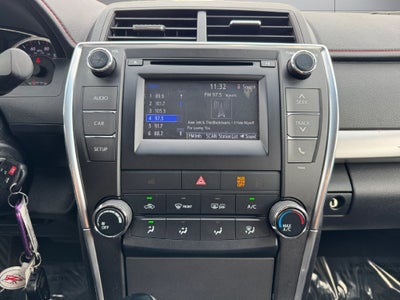 2015 Toyota Camry SE FWD