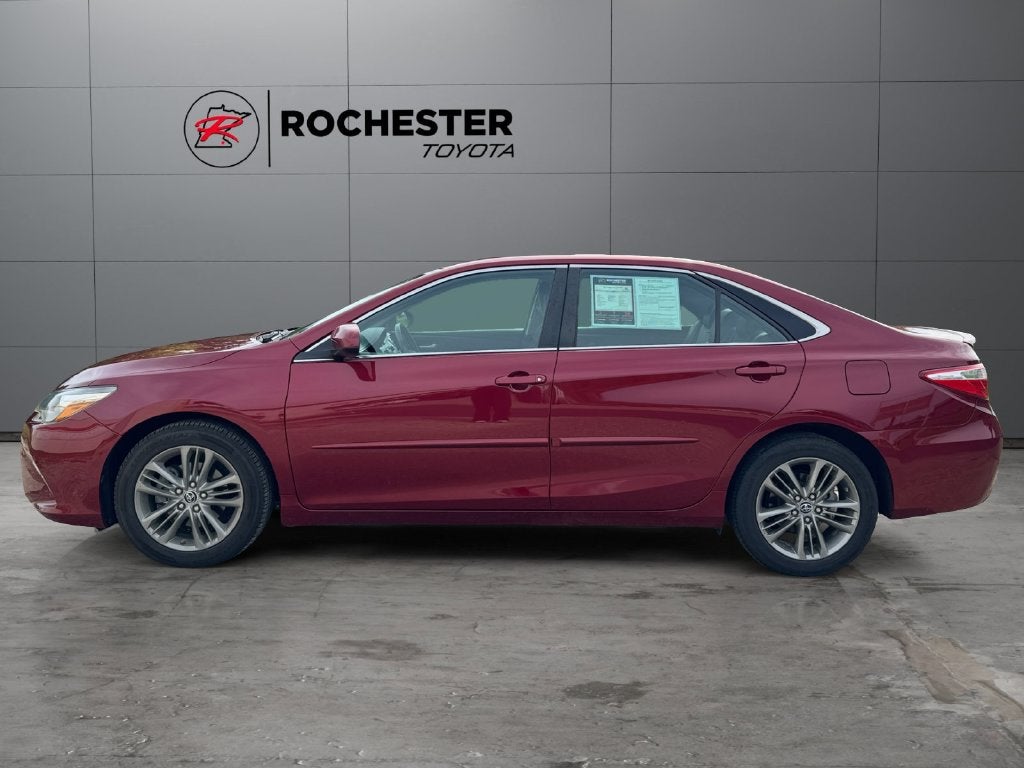 2015 Toyota Camry SE FWD