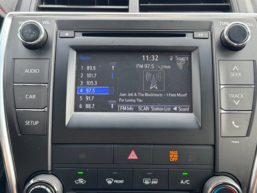 2015 Toyota Camry SE FWD