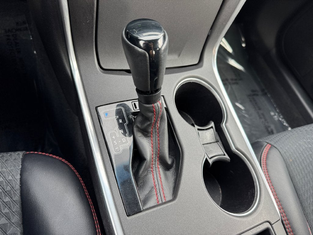 2015 Toyota Camry SE FWD