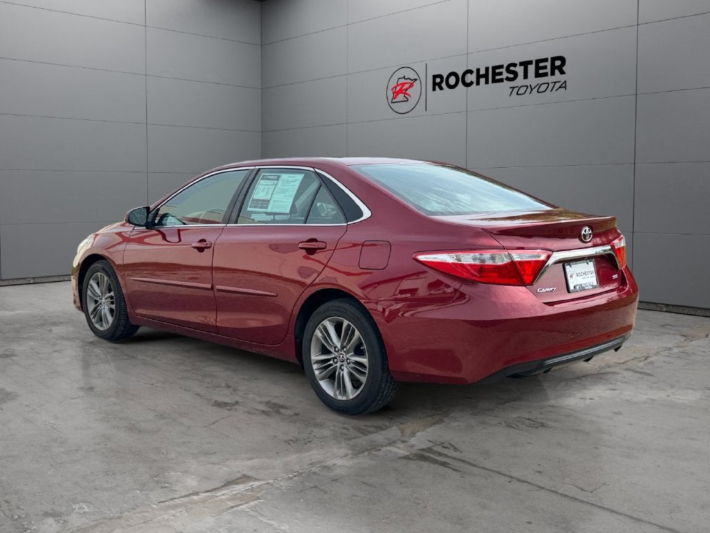 2015 Toyota Camry SE FWD