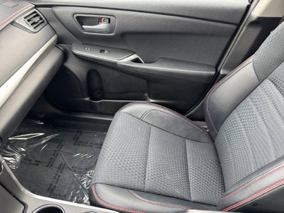 2015 Toyota Camry SE FWD