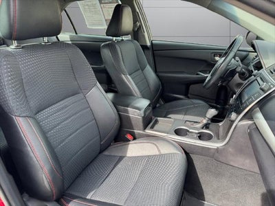 2015 Toyota Camry SE FWD