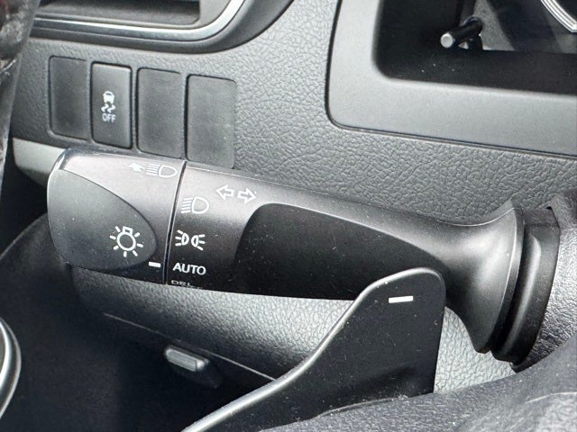 2016 Toyota Camry SE FWD