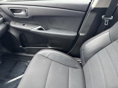 2016 Toyota Camry SE FWD