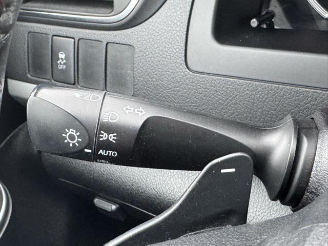 2016 Toyota Camry SE FWD