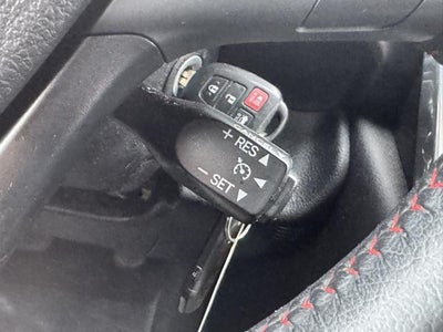 2016 Toyota Camry SE FWD