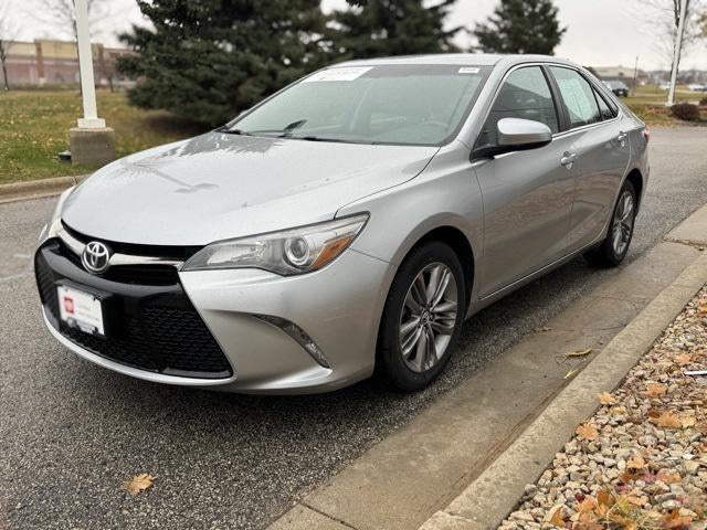 2016 Toyota Camry SE FWD