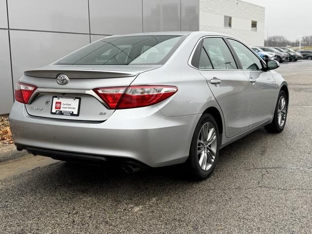 2016 Toyota Camry SE FWD