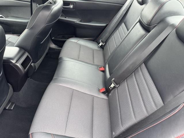 2016 Toyota Camry SE FWD