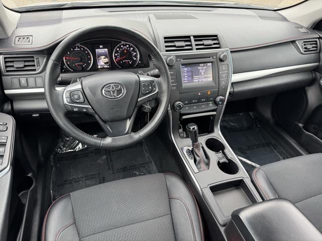 2016 Toyota Camry SE FWD