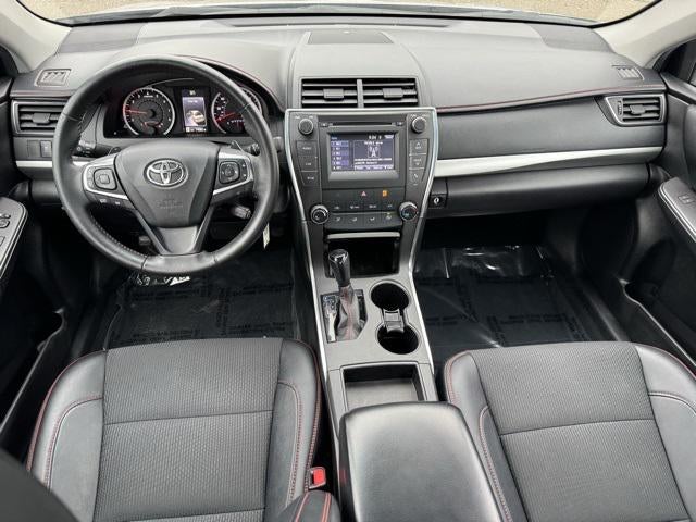 2016 Toyota Camry SE FWD