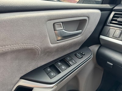 2017 Toyota Camry XSE FWD
