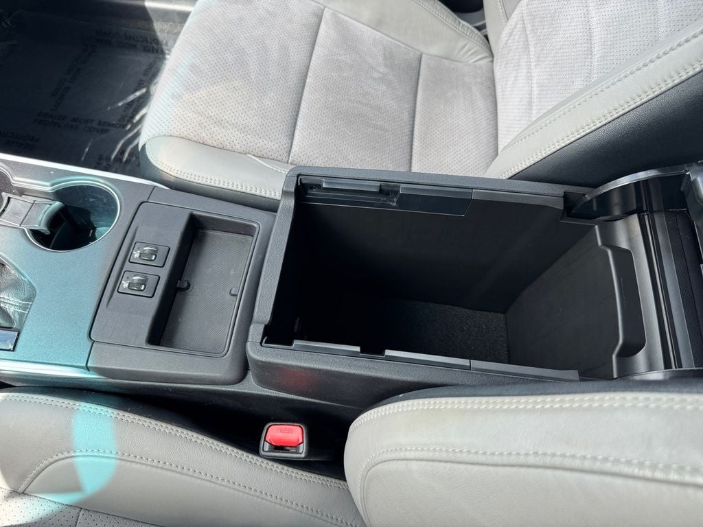 2017 Toyota Camry XSE FWD