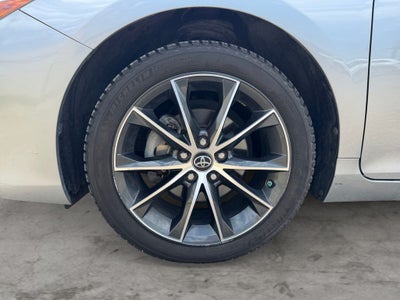 2017 Toyota Camry XSE FWD