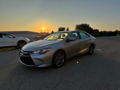 2017 Toyota Camry SE FWD
