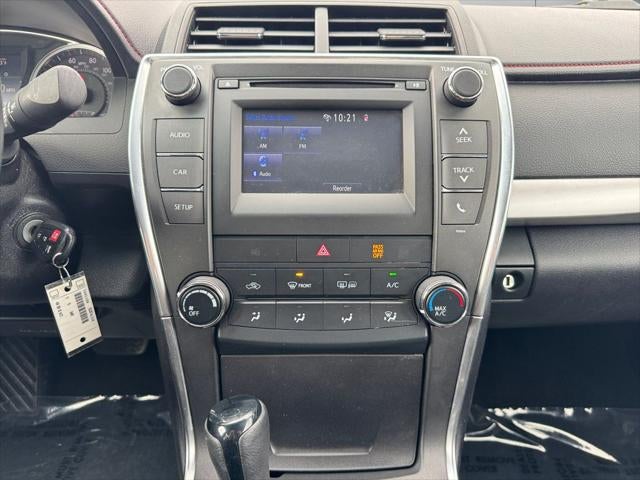 2017 Toyota Camry SE FWD