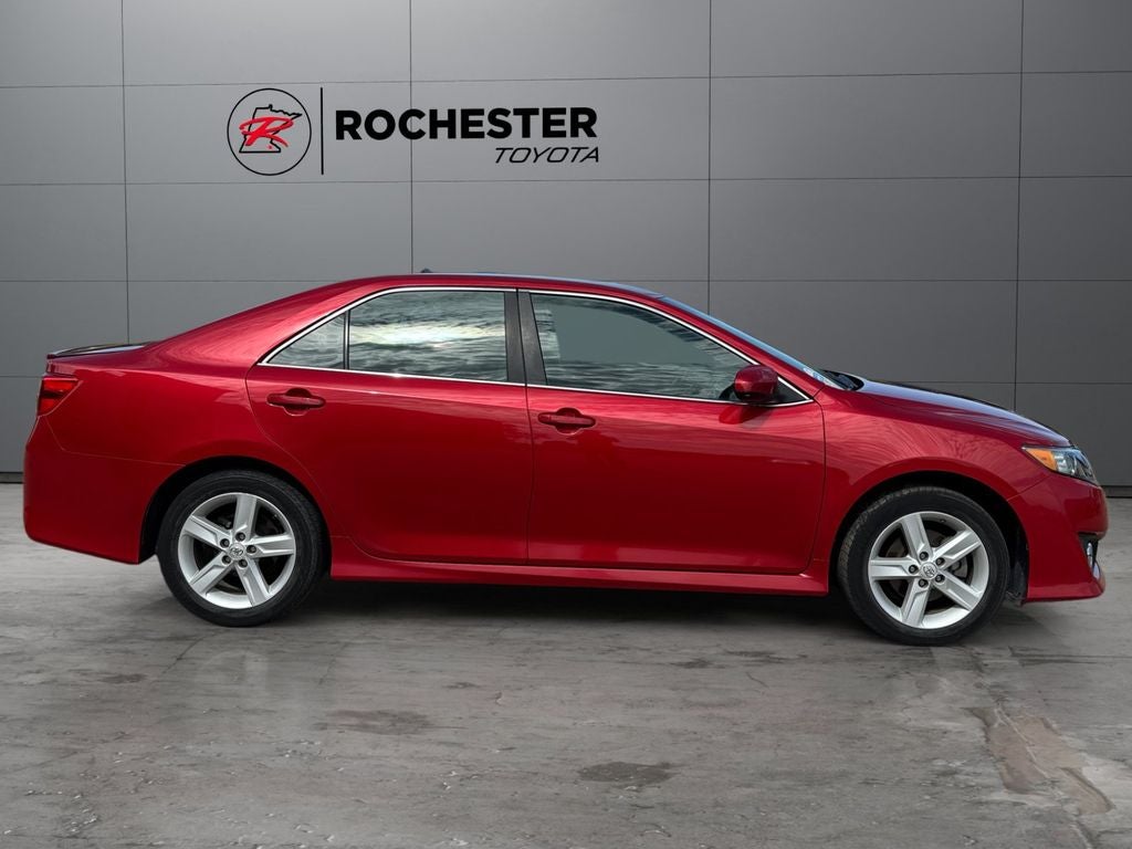 2012 Toyota Camry SE FWD