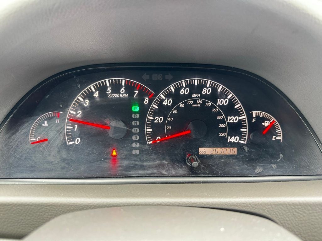 2005 Toyota Camry XLE FWD