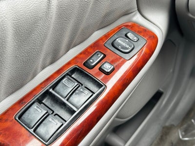 2005 Toyota Camry XLE FWD