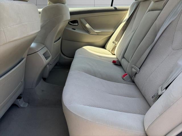 2011 Toyota Camry LE FWD