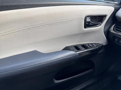 2014 Toyota Avalon XLE FWD