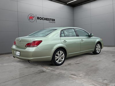 2009 Toyota Avalon XLS FWD