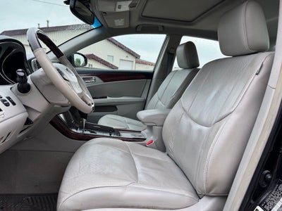 2012 Toyota Avalon Limited FWD