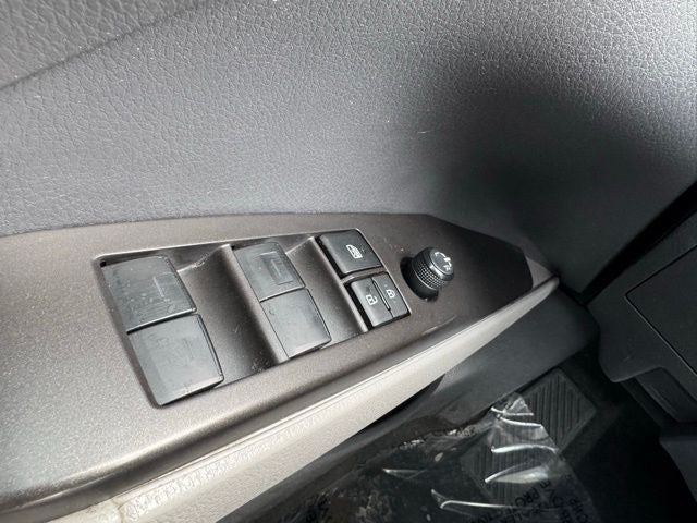 2023 Toyota Camry Hybrid LE FWD