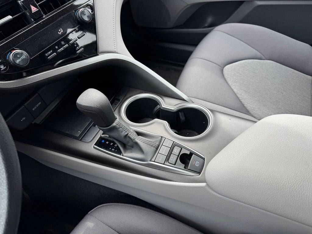 2024 Toyota Camry Hybrid LE FWD