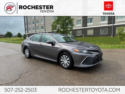 2024 Toyota Camry Hybrid LE FWD