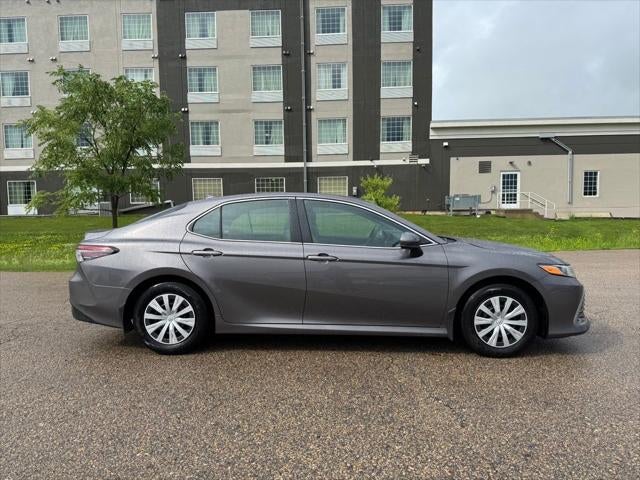 2024 Toyota Camry Hybrid LE FWD