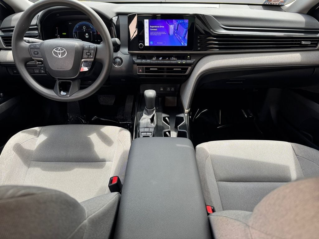 2025 Toyota Camry LE FWD