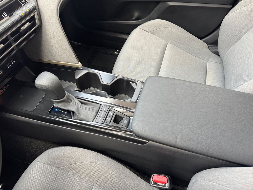 2025 Toyota Camry LE FWD