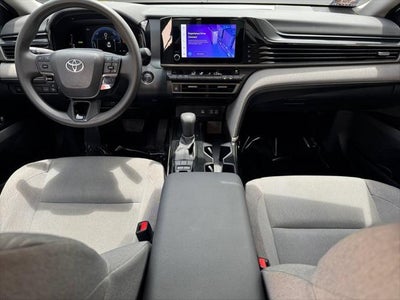 2025 Toyota Camry LE FWD