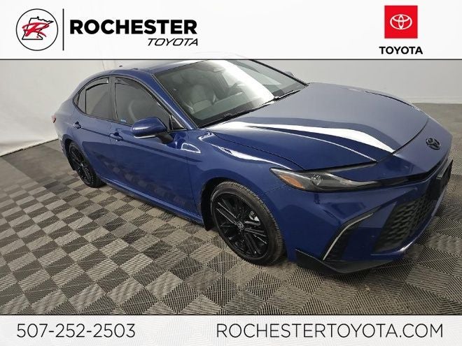 2025 Toyota Camry SE FWD