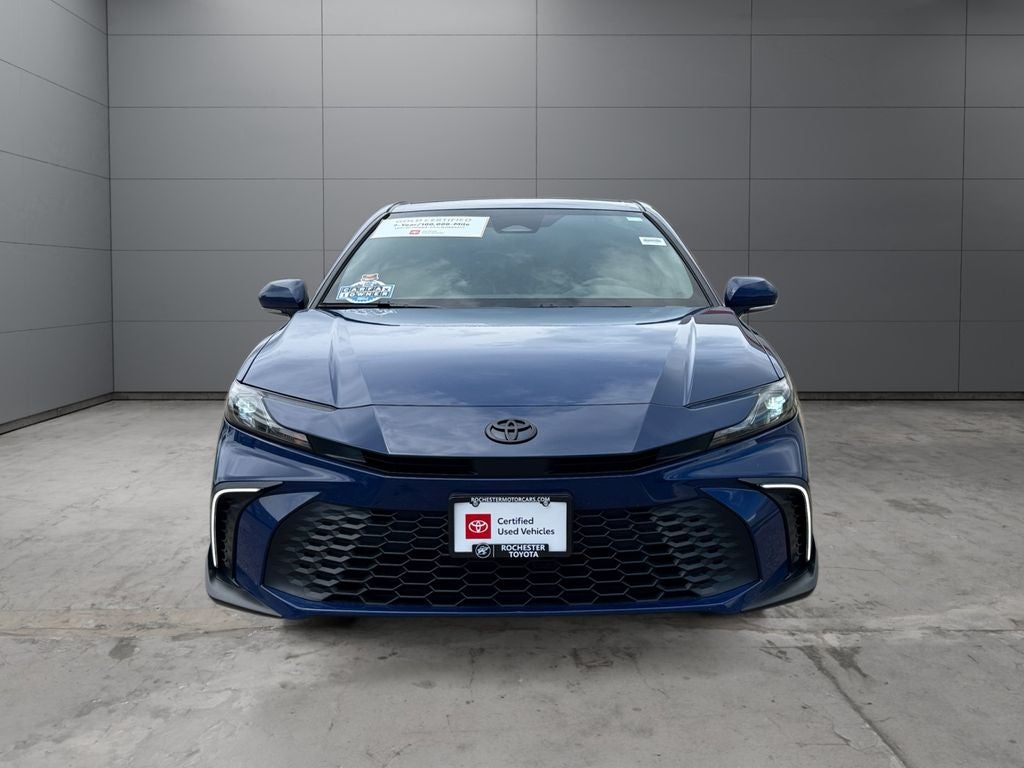2025 Toyota Camry SE FWD
