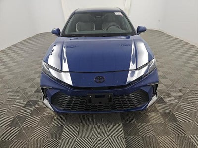 2025 Toyota Camry SE FWD