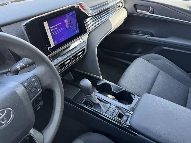 2025 Toyota Camry LE FWD
