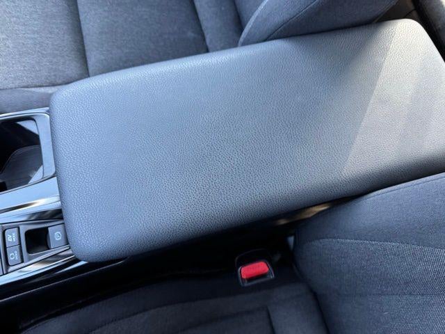 2025 Toyota Camry LE FWD