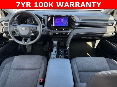 2025 Toyota Camry LE FWD