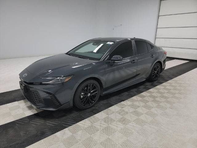 2025 Toyota Camry SE FWD
