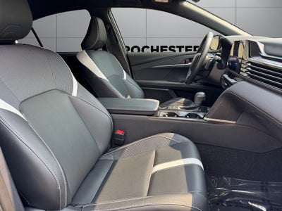 2025 Toyota Camry SE FWD
