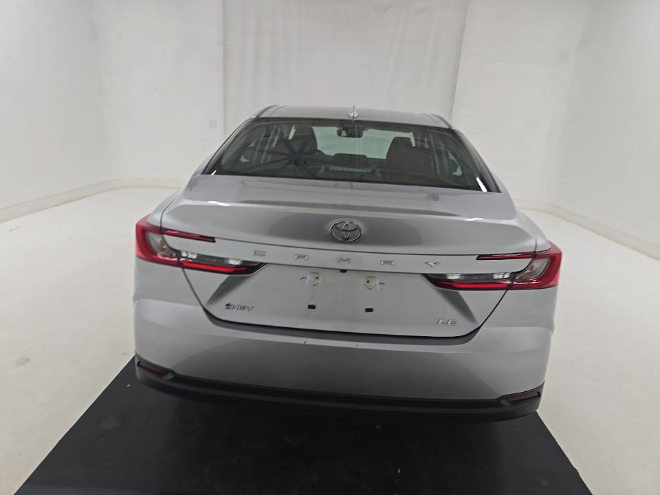 2025 Toyota Camry LE FWD