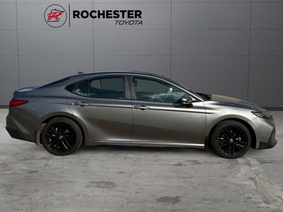 2026 Toyota Camry SE FWD