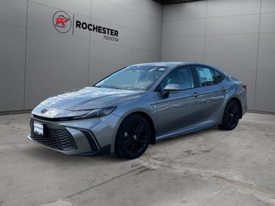 2026 Toyota Camry SE FWD