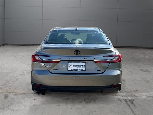 2026 Toyota Camry SE FWD